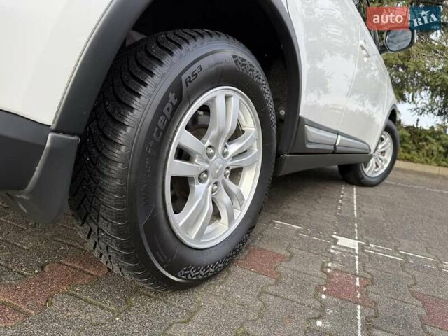 Белый Мицубиси Аутлендер, объемом двигателя 2 л и пробегом 45 тыс. км за 20200 $, фото 23 на Automoto.ua