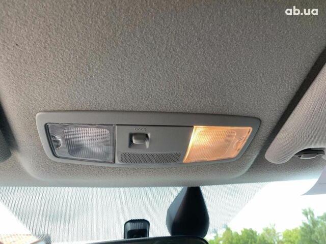 Білий Міцубісі Аутлендер, об'ємом двигуна 2.4 л та пробігом 101 тис. км за 14990 $, фото 33 на Automoto.ua