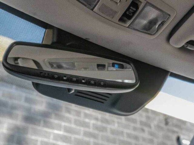 Белый Мицубиси Аутлендер, объемом двигателя 2 л и пробегом 89 тыс. км за 8500 $, фото 10 на Automoto.ua