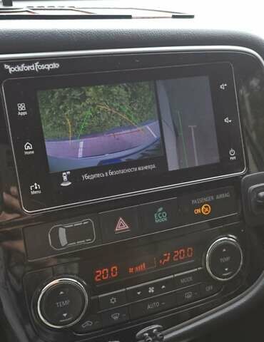 Мицубиси Аутлендер 2018 в Житомире на Automoto.ua Белый Мицубиси Аутлендер, объемом двигателя 2.36 л и пробегом 282 тыс. км за 15500 $, фото 18 на Automoto.ua
