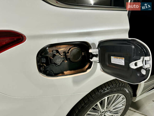 Белый Мицубиси Аутлендер, объемом двигателя 2 л и пробегом 70 тыс. км за 24300 $, фото 40 на Automoto.ua