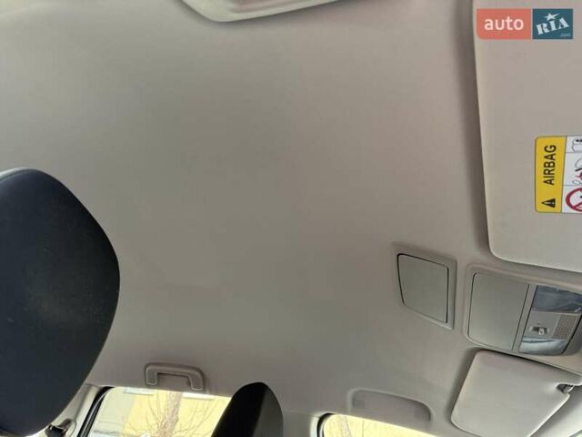 Білий Міцубісі Аутлендер, об'ємом двигуна 2 л та пробігом 19 тис. км за 17700 $, фото 30 на Automoto.ua