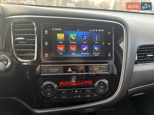 Білий Міцубісі Аутлендер, об'ємом двигуна 2.36 л та пробігом 168 тис. км за 19500 $, фото 22 на Automoto.ua