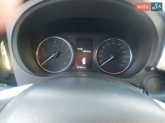 Белый Мицубиси Аутлендер, объемом двигателя 2 л и пробегом 108 тыс. км за 19000 $, фото 7 на Automoto.ua