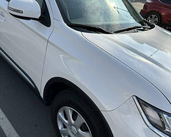 Белый Мицубиси Аутлендер, объемом двигателя 2 л и пробегом 19 тыс. км за 18500 $, фото 49 на Automoto.ua