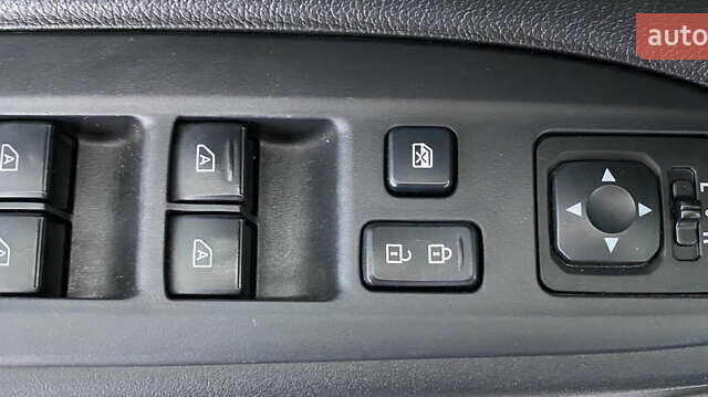 Белый Мицубиси Аутлендер, объемом двигателя 2.36 л и пробегом 39 тыс. км за 18350 $, фото 12 на Automoto.ua