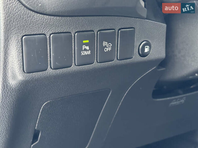 Белый Мицубиси Аутлендер, объемом двигателя 2.36 л и пробегом 189 тыс. км за 25500 $, фото 11 на Automoto.ua