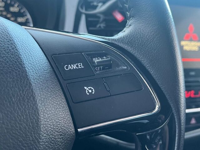 Белый Мицубиси Аутлендер, объемом двигателя 2.4 л и пробегом 120 тыс. км за 18990 $, фото 18 на Automoto.ua