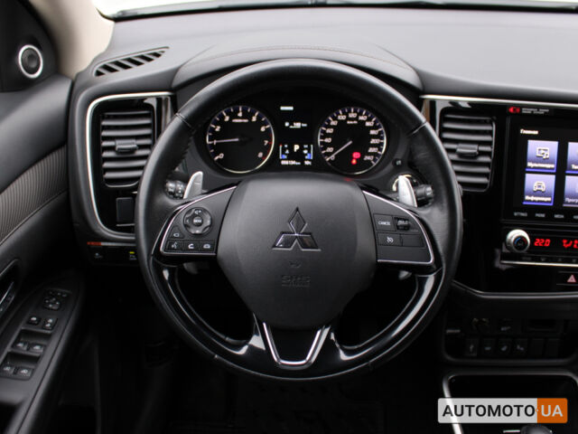 Білий Міцубісі Аутлендер, об'ємом двигуна 24 л та пробігом 56 тис. км за 24134 $, фото 16 на Automoto.ua