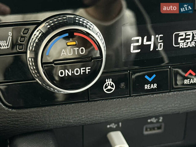 Білий Міцубісі Аутлендер, об'ємом двигуна 2.5 л та пробігом 62 тис. км за 28300 $, фото 54 на Automoto.ua