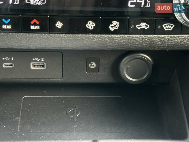 Білий Міцубісі Аутлендер, об'ємом двигуна 2.5 л та пробігом 62 тис. км за 28300 $, фото 56 на Automoto.ua