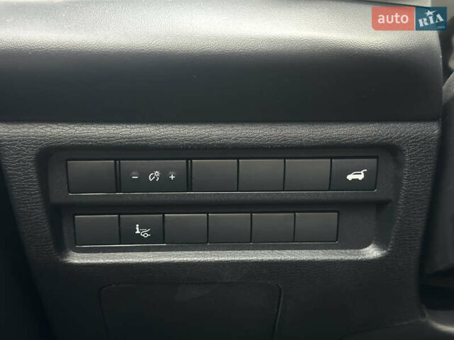 Білий Міцубісі Аутлендер, об'ємом двигуна 2.5 л та пробігом 62 тис. км за 28300 $, фото 57 на Automoto.ua