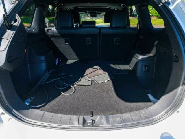 Білий Міцубісі Аутлендер, об'ємом двигуна 2.4 л та пробігом 28 тис. км за 12000 $, фото 13 на Automoto.ua