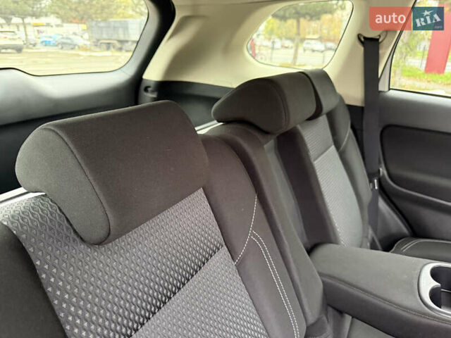 Білий Міцубісі Аутлендер, об'ємом двигуна 2 л та пробігом 63 тис. км за 20800 $, фото 37 на Automoto.ua
