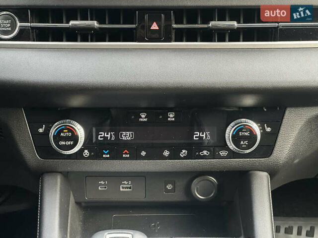 Білий Міцубісі Аутлендер, об'ємом двигуна 2.5 л та пробігом 62 тис. км за 28300 $, фото 10 на Automoto.ua