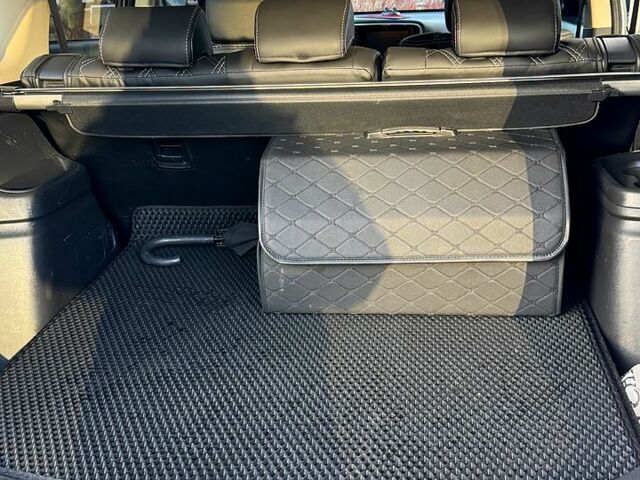 Белый Мицубиси Аутлендер, объемом двигателя 2 л и пробегом 143 тыс. км за 19999 $, фото 6 на Automoto.ua