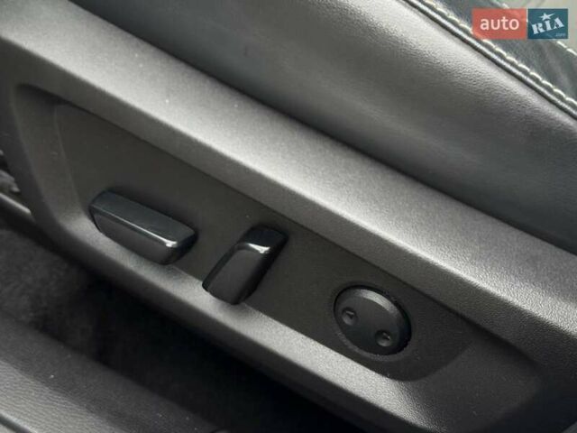 Белый Мицубиси Аутлендер, объемом двигателя 2.49 л и пробегом 70 тыс. км за 24900 $, фото 38 на Automoto.ua