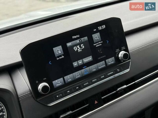 Белый Мицубиси Аутлендер, объемом двигателя 2.49 л и пробегом 70 тыс. км за 24900 $, фото 44 на Automoto.ua