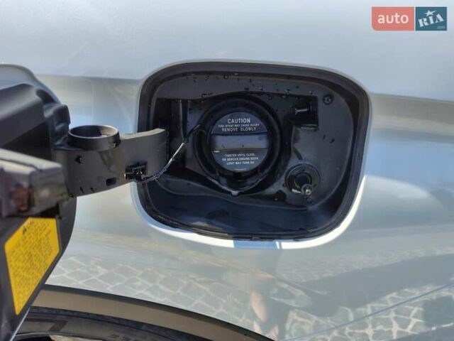 Белый Мицубиси Аутлендер, объемом двигателя 2.36 л и пробегом 43 тыс. км за 34300 $, фото 63 на Automoto.ua