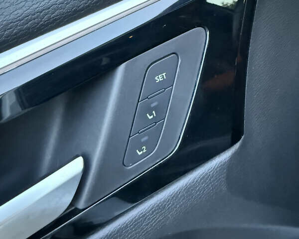 Мицубиси Аутлендер 2022 в Днепре (Днепропетровске) на Automoto.ua Белый Мицубиси Аутлендер, объемом двигателя 2.36 л и пробегом 44 тыс. км за 37300 $, фото 18 на Automoto.ua