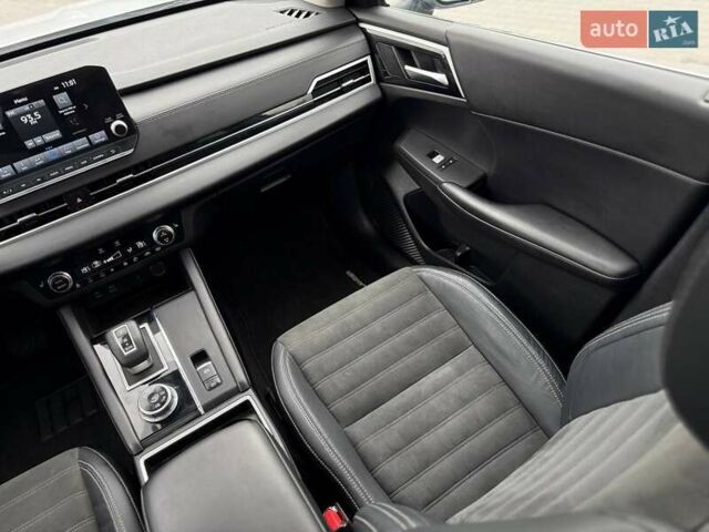 Белый Мицубиси Аутлендер, объемом двигателя 2.49 л и пробегом 70 тыс. км за 25500 $, фото 27 на Automoto.ua