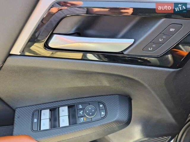 Белый Мицубиси Аутлендер, объемом двигателя 2.36 л и пробегом 43 тыс. км за 34300 $, фото 55 на Automoto.ua