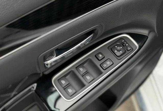 Міцубісі Аутлендер 2022 у Одесі на Automoto.ua Білий Міцубісі Аутлендер, об'ємом двигуна 0 л та пробігом 21 тис. км за 22000 $, фото 21 на Automoto.ua