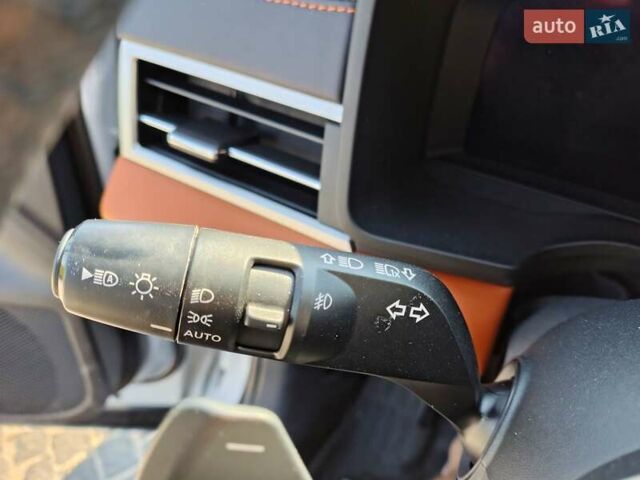 Белый Мицубиси Аутлендер, объемом двигателя 2.36 л и пробегом 43 тыс. км за 34300 $, фото 54 на Automoto.ua