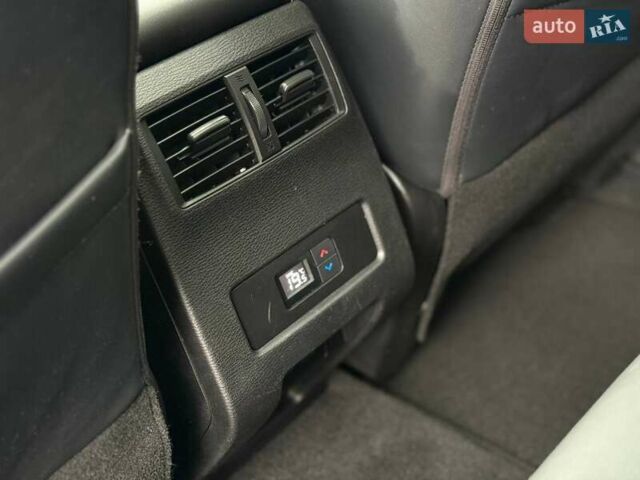 Белый Мицубиси Аутлендер, объемом двигателя 2.49 л и пробегом 70 тыс. км за 25500 $, фото 48 на Automoto.ua