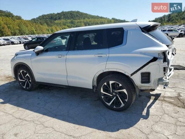 Белый Мицубиси Аутлендер, объемом двигателя 2.49 л и пробегом 43 тыс. км за 14318 $, фото 3 на Automoto.ua