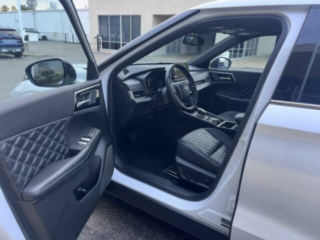 Білий Міцубісі Аутлендер, об'ємом двигуна 2.5 л та пробігом 24 тис. км за 26400 $, фото 6 на Automoto.ua