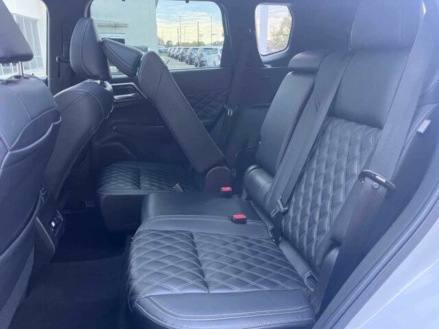 Білий Міцубісі Аутлендер, об'ємом двигуна 2.5 л та пробігом 24 тис. км за 26400 $, фото 11 на Automoto.ua