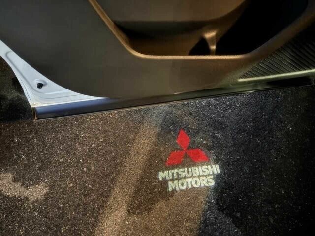 Білий Міцубісі Аутлендер, об'ємом двигуна 2 л та пробігом 23 тис. км за 9500 $, фото 14 на Automoto.ua