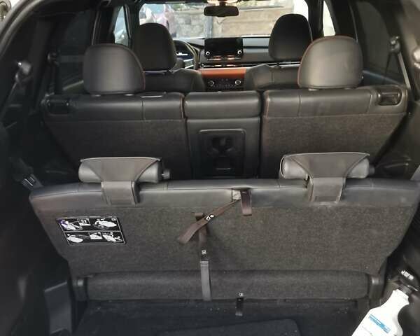 Белый Мицубиси Аутлендер, объемом двигателя 2.4 л и пробегом 61 тыс. км за 37000 $, фото 7 на Automoto.ua