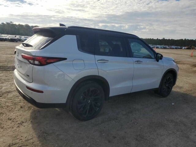 Білий Міцубісі Аутлендер, об'ємом двигуна 2.5 л та пробігом 8 тис. км за 9500 $, фото 2 на Automoto.ua