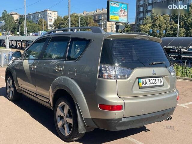 Мицубиси Аутлендер 2007 в Киеве на Automoto.ua Бежевый Мицубиси Аутлендер, объемом двигателя 3 л и пробегом 358 тыс. км за 9900 $, фото 5 на Automoto.ua