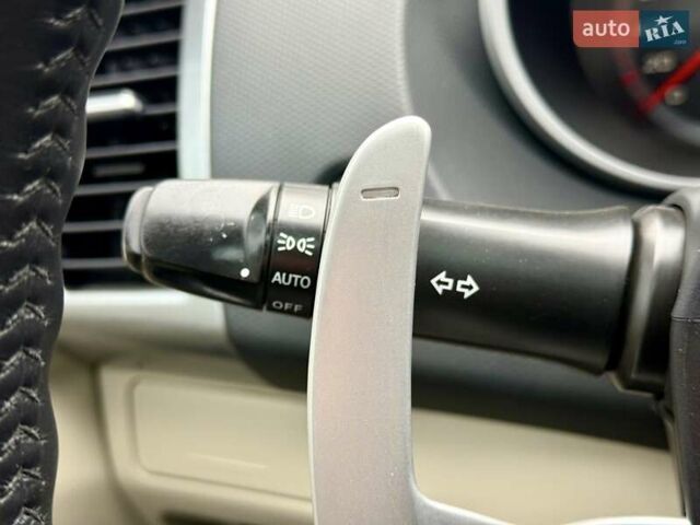 Бежевый Мицубиси Аутлендер, объемом двигателя 3 л и пробегом 210 тыс. км за 9000 $, фото 21 на Automoto.ua