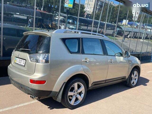 Мицубиси Аутлендер 2007 в Киеве на Automoto.ua Бежевый Мицубиси Аутлендер, объемом двигателя 3 л и пробегом 358 тыс. км за 9900 $, фото 4 на Automoto.ua