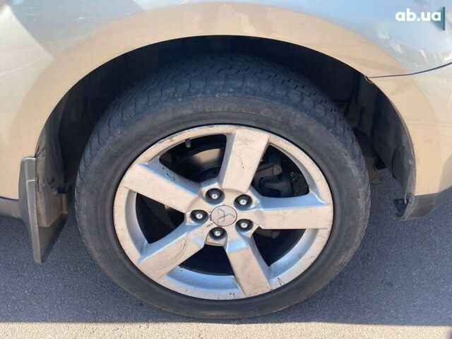 Мицубиси Аутлендер 2007 в Киеве на Automoto.ua Бежевый Мицубиси Аутлендер, объемом двигателя 3 л и пробегом 358 тыс. км за 9900 $, фото 17 на Automoto.ua