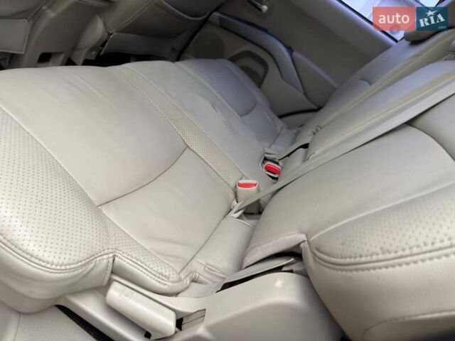 Бежевый Мицубиси Аутлендер, объемом двигателя 3 л и пробегом 178 тыс. км за 9450 $, фото 37 на Automoto.ua