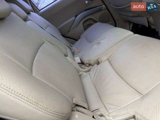 Бежевый Мицубиси Аутлендер, объемом двигателя 3 л и пробегом 178 тыс. км за 9450 $, фото 43 на Automoto.ua