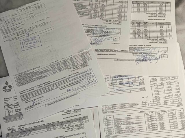 Бежевый Мицубиси Аутлендер, объемом двигателя 3 л и пробегом 115 тыс. км за 9500 $, фото 13 на Automoto.ua