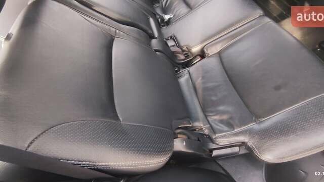 Бежевый Мицубиси Аутлендер, объемом двигателя 2.36 л и пробегом 200 тыс. км за 8300 $, фото 36 на Automoto.ua