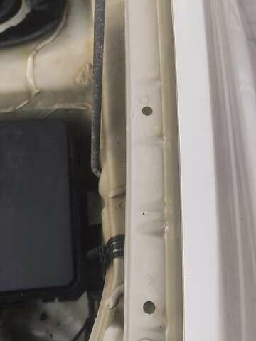 Бежевый Мицубиси Аутлендер, объемом двигателя 2.36 л и пробегом 200 тыс. км за 8300 $, фото 55 на Automoto.ua