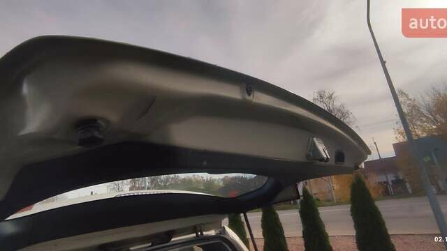 Бежевый Мицубиси Аутлендер, объемом двигателя 2.36 л и пробегом 200 тыс. км за 8300 $, фото 51 на Automoto.ua