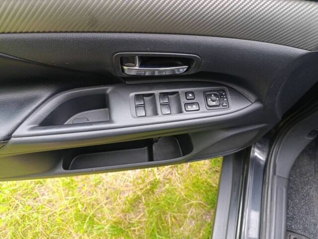 Чорний Міцубісі Аутлендер, об'ємом двигуна 2.3 л та пробігом 220 тис. км за 340 $, фото 12 на Automoto.ua