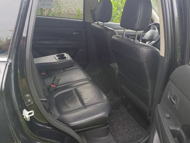 Чорний Міцубісі Аутлендер, об'ємом двигуна 2.3 л та пробігом 220 тис. км за 340 $, фото 15 на Automoto.ua