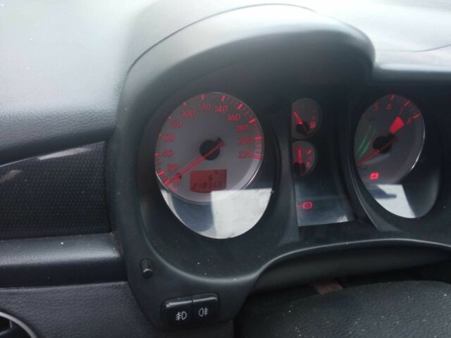 Чорний Міцубісі Аутлендер, об'ємом двигуна 2 л та пробігом 220 тис. км за 5599 $, фото 4 на Automoto.ua