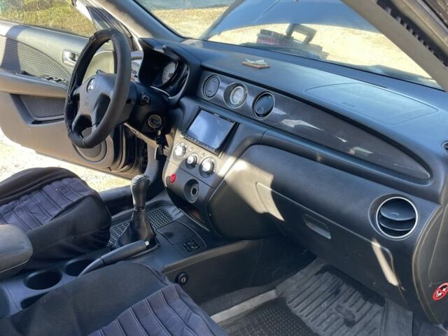 Черный Мицубиси Аутлендер, объемом двигателя 2 л и пробегом 156 тыс. км за 4200 $, фото 11 на Automoto.ua