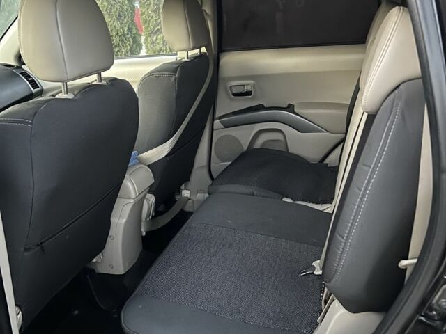 Черный Мицубиси Аутлендер, объемом двигателя 2.2 л и пробегом 238 тыс. км за 9700 $, фото 16 на Automoto.ua